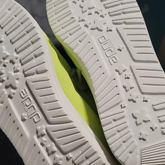 NWT Hey Dude Wally Youth Shoes, Y6/W7-7.5/Eu 38 - Picture 6 of 6